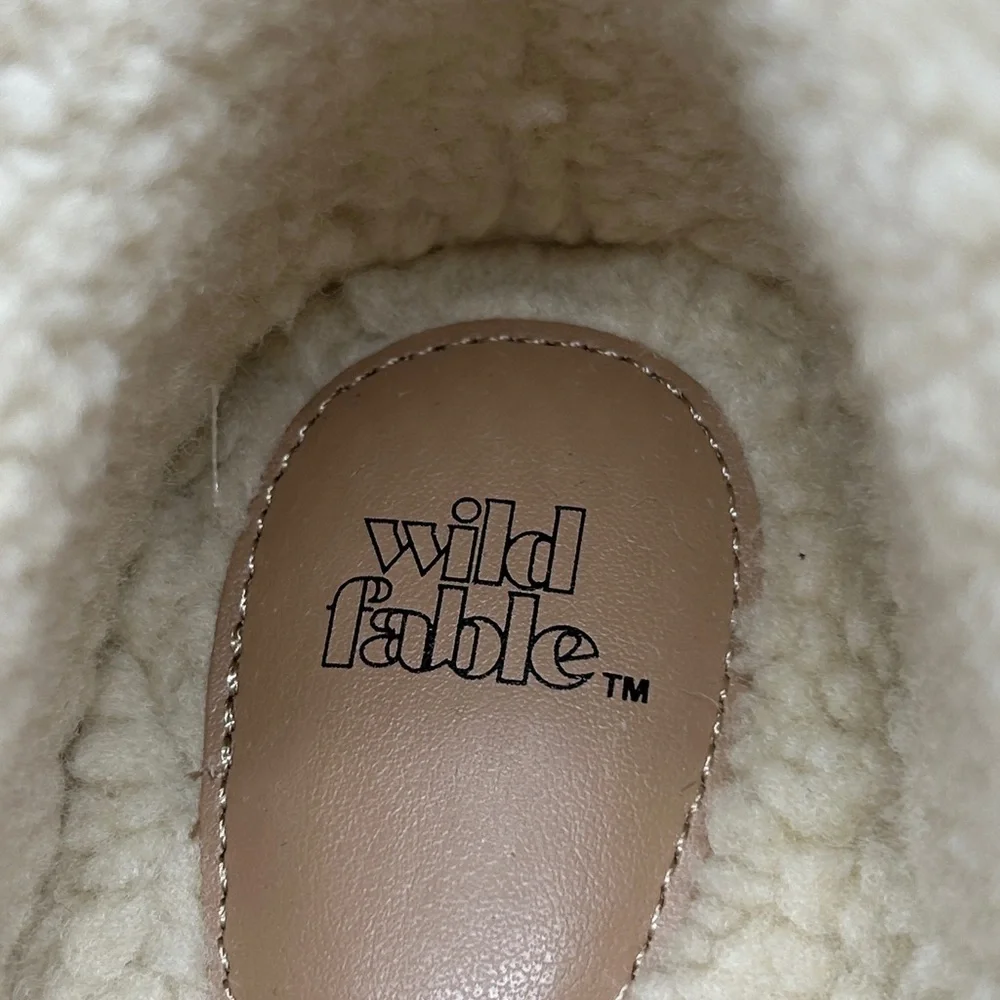 Wild Fable Missy Platform Ankle Boots Beige Rhinestone Vegan Suede Size 10 NIB - Picture 10 of 12